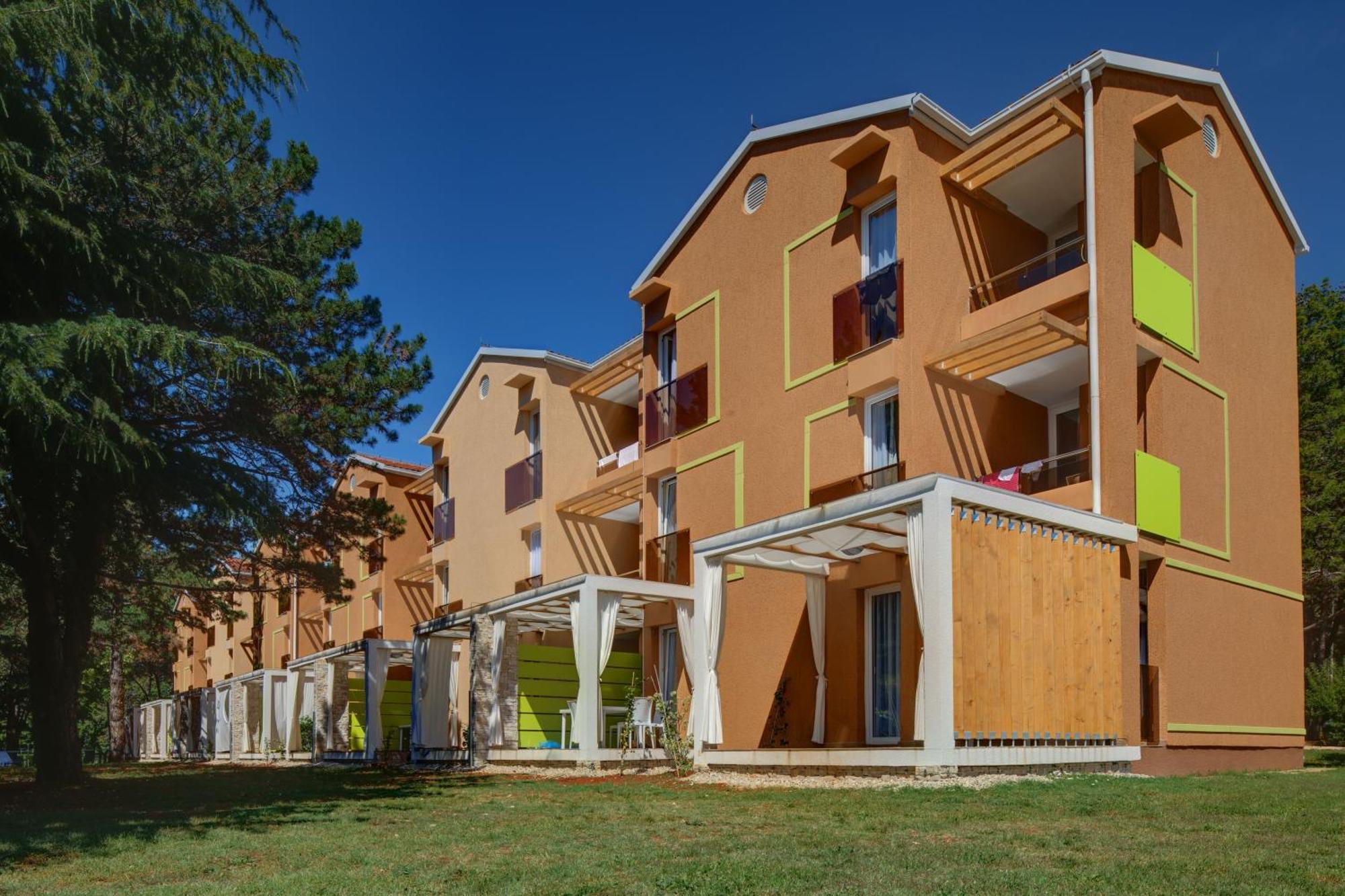 Classic Apartment 21